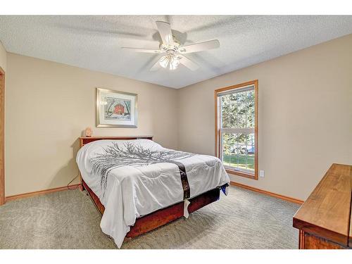 70023B 710 Township, Rural Grande Prairie No. 1, County Of, AB - Indoor Photo Showing Bedroom