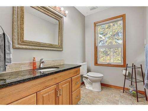 70023B 710 Township, Rural Grande Prairie No. 1, County Of, AB - Indoor Photo Showing Bathroom