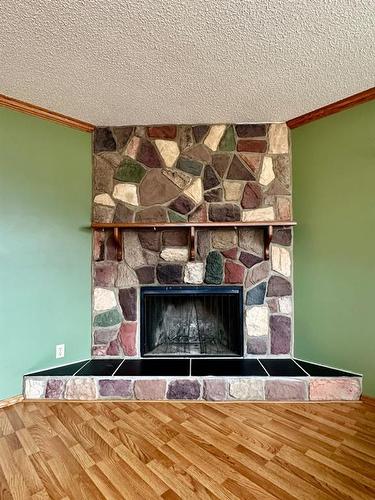 515 7 Avenue, Beaverlodge, AB - Indoor With Fireplace