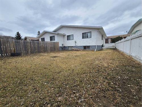 8005A 99 Street, Peace River, AB - Outdoor