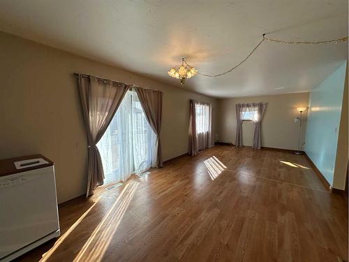 108 6 Avenue Sw, Falher, AB - Indoor Photo Showing Other Room