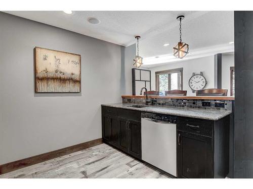 35 64009 Twp Rd 704, Rural Grande Prairie No. 1, County Of, AB - Indoor Photo Showing Kitchen