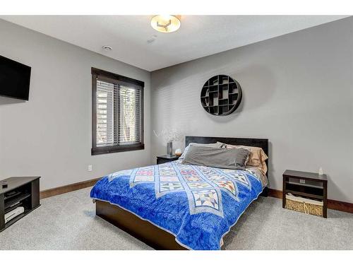 35 64009 Twp Rd 704, Rural Grande Prairie No. 1, County Of, AB - Indoor Photo Showing Bedroom