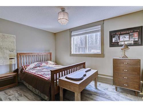 35 64009 Twp Rd 704, Rural Grande Prairie No. 1, County Of, AB - Indoor Photo Showing Bedroom