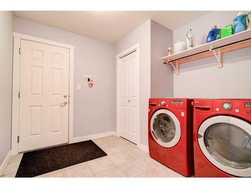 4801 45 Avenue, Spirit River, AB - Indoor Photo Showing Laundry Room