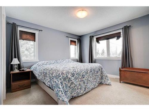 4801 45 Avenue, Spirit River, AB - Indoor Photo Showing Bedroom