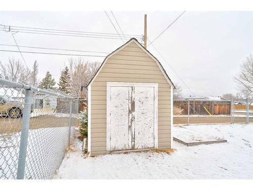 4801 45 Avenue, Spirit River, AB - Outdoor With Exterior