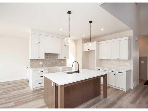 9805 89A Street, Grande Prairie, AB - Indoor Photo Showing Kitchen With Upgraded Kitchen