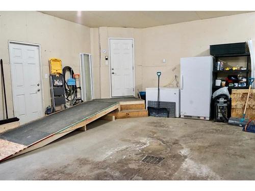 11109 O'Brien Lake Drive, Grande Prairie, AB - Indoor Photo Showing Garage