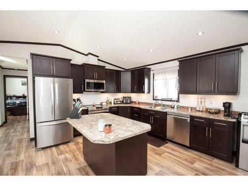 93032 Township Road 712, Rural Grande Prairie No. 1, County Of, AB - Indoor Photo Showing Kitchen With Upgraded Kitchen
