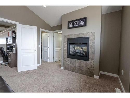 15225 103 Street, Rural Grande Prairie No. 1, County Of, AB - Indoor Photo Showing Bedroom