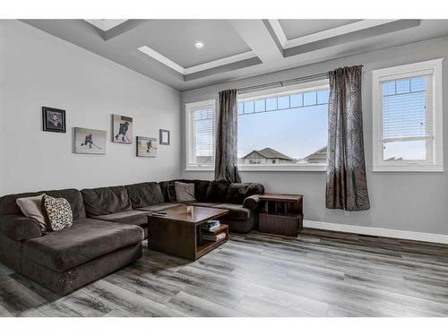 8814 60 Avenue, Grande Prairie, AB - Indoor Photo Showing Living Room