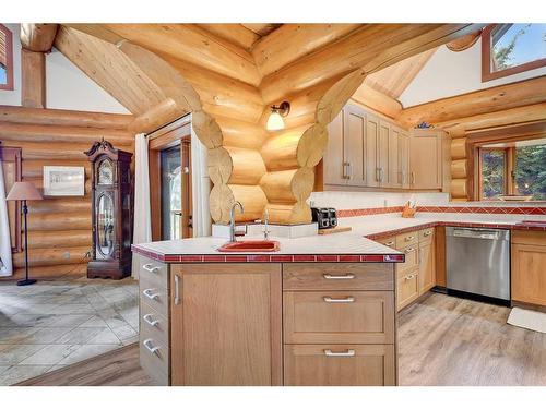 18-713072 Range Road 51, Rural Grande Prairie No. 1, County Of, AB - Indoor Photo Showing Kitchen