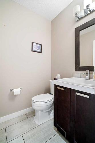 8538 70A Avenue, Grande Prairie, AB - Indoor Photo Showing Bathroom