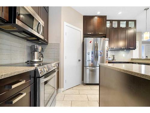 8538 70A Avenue, Grande Prairie, AB - Indoor Photo Showing Kitchen