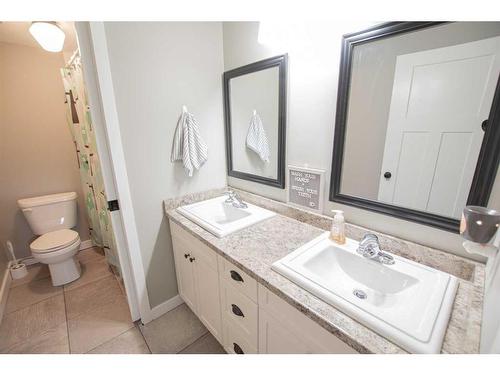 9603 91 Street, Sexsmith, AB - Indoor Photo Showing Bathroom