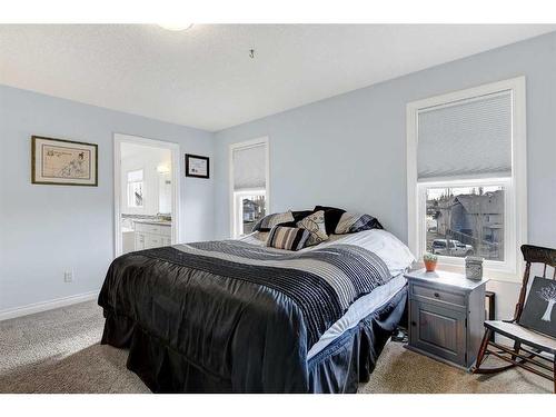 10909 O'Brien Crescent, Grande Prairie, AB - Indoor Photo Showing Bedroom