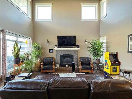 10708 158 Avenue, Rural Grande Prairie No. 1, County Of, AB - Indoor With Fireplace