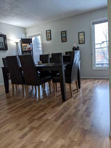 4330 53 Street, Grimshaw, AB - Indoor Photo Showing Dining Room