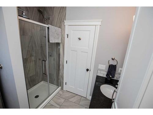 15418 104B Street, Rural Grande Prairie No. 1, County Of, AB - Indoor Photo Showing Bathroom