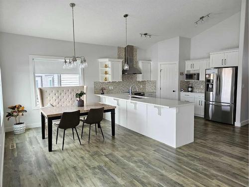 6038 114A Street, Grande Prairie, AB - Indoor Photo Showing Kitchen With Upgraded Kitchen