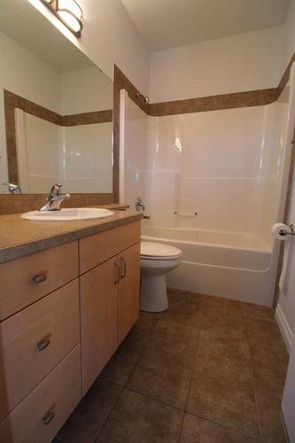 9005 Lakeshore Drive, Grande Prairie, AB - Indoor Photo Showing Bathroom