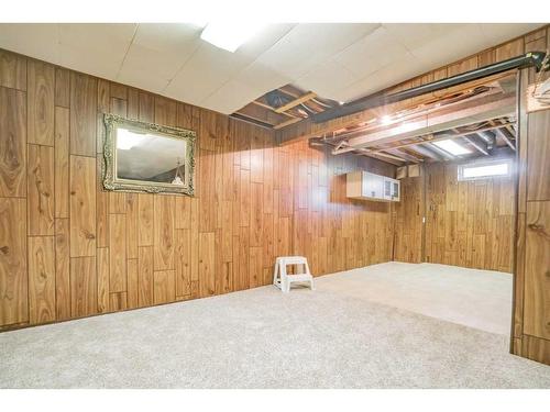 9605 83 Ave, Peace River, AB - Indoor Photo Showing Basement