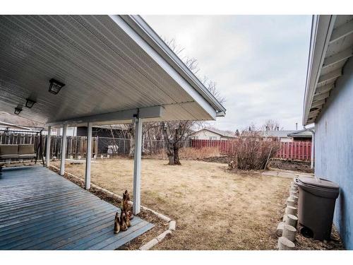 9605 83 Ave, Peace River, AB - Outdoor With Exterior