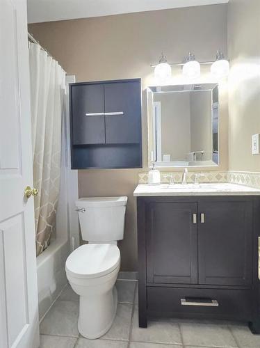 9332 Stern Crescent, Grande Cache, AB - Indoor Photo Showing Bathroom