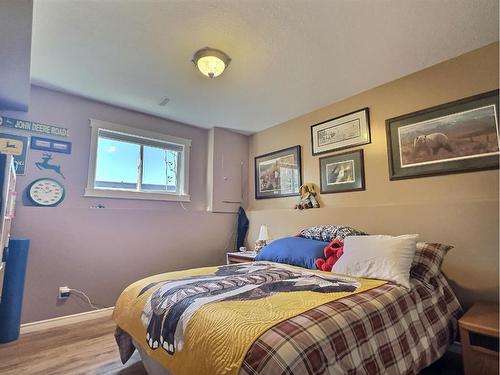 9332 Stern Crescent, Grande Cache, AB - Indoor Photo Showing Bedroom