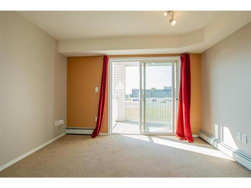 306-11240 104 Avenue, Grande Prairie, AB - Indoor Photo Showing Other Room