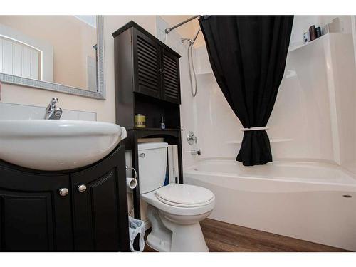 12702 88A Street, Grande Prairie, AB - Indoor Photo Showing Bathroom