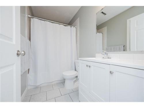 9245 96 Avenue, Grande Prairie, AB - Indoor Photo Showing Bathroom