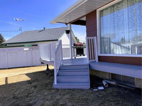 10604 107 Avenue, Fairview, AB - Outdoor With Exterior