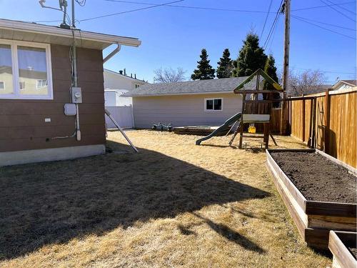 10604 107 Avenue, Fairview, AB - Outdoor With Exterior