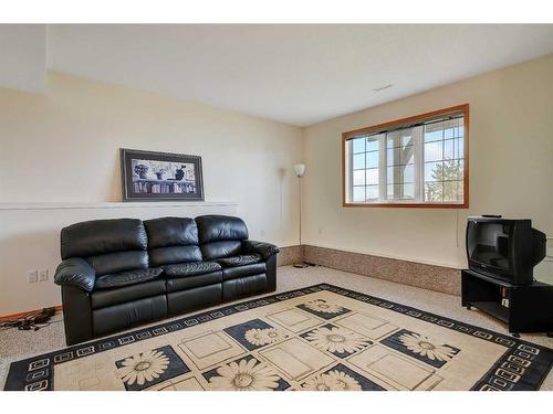 10900 Grande Avenue, Grande Cache, AB - Indoor Photo Showing Living Room