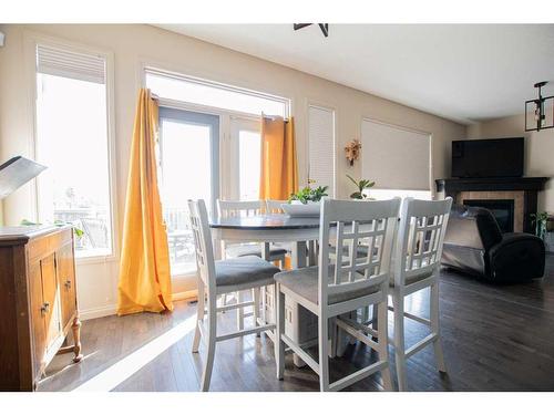 6509 111A Street, Grande Prairie, AB - Indoor Photo Showing Dining Room