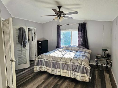 32071 Twp 720 Road, Rural Grande Prairie No. 1, County Of, AB - Indoor Photo Showing Bedroom