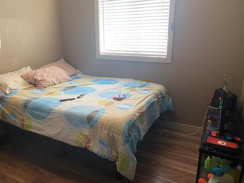 7434 89 Street, Grande Prairie, AB - Indoor Photo Showing Bedroom