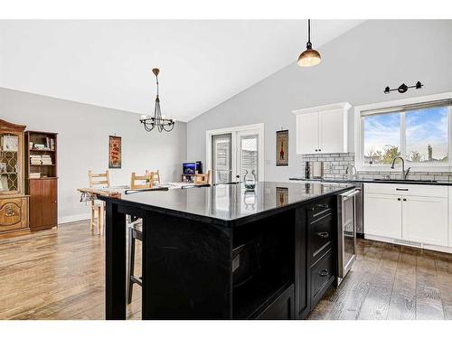 12621 103A Street, Grande Prairie, AB - Indoor Photo Showing Kitchen With Upgraded Kitchen