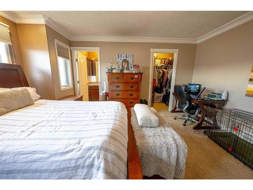6914 114A Street, Grande Prairie, AB - Indoor Photo Showing Bedroom