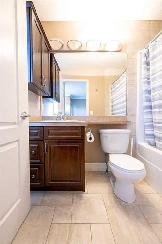 6914 114A Street, Grande Prairie, AB - Indoor Photo Showing Bathroom