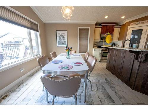 6914 114A Street, Grande Prairie, AB - Indoor Photo Showing Dining Room