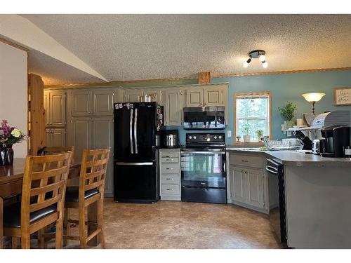 24003 Twp Rd 810, Rural Fairview No. 136, M.D. Of, AB - Indoor Photo Showing Kitchen