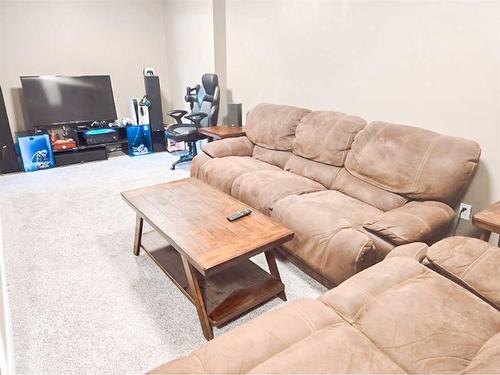 4607 55 Street, Rycroft, AB - Indoor Photo Showing Living Room