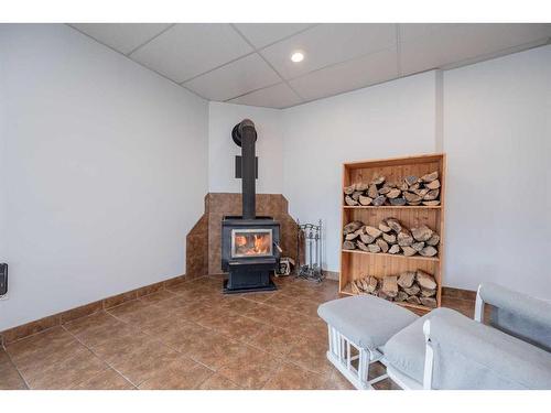 2910 111 Street, Rural Grande Prairie No. 1, County Of, AB - Indoor With Fireplace