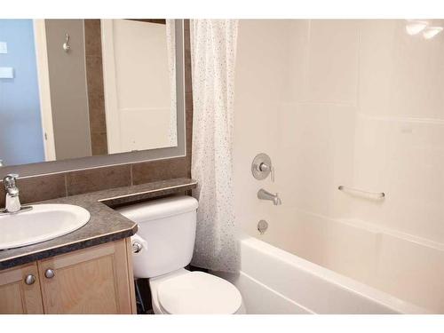 62 Pinnacle Lake Drive, Grande Prairie, AB - Indoor Photo Showing Bathroom