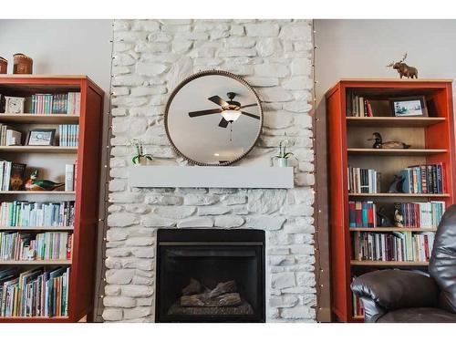 10222 154 Avenue, Rural Grande Prairie No. 1, County Of, AB - Indoor With Fireplace