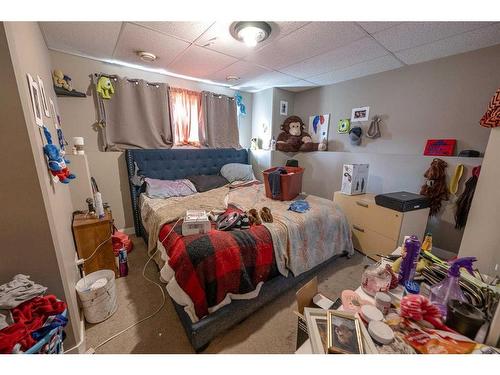 11542 73 Avenue, Grande Prairie, AB - Indoor Photo Showing Bedroom