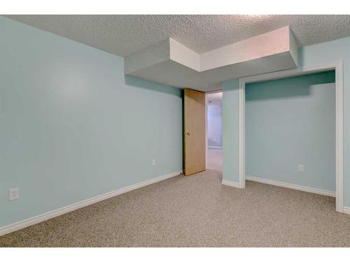 722020 Range Road 60, Clairmont, AB - Indoor Photo Showing Other Room